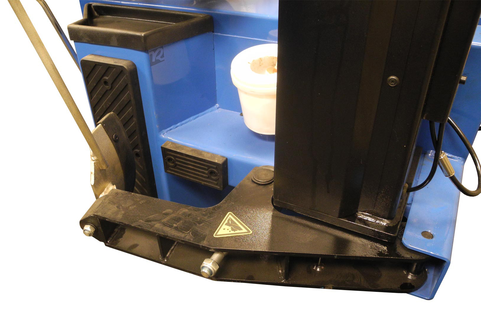 Triumph NTC950 Auto & Motorcycle Tire Changer FREE SHIPPING