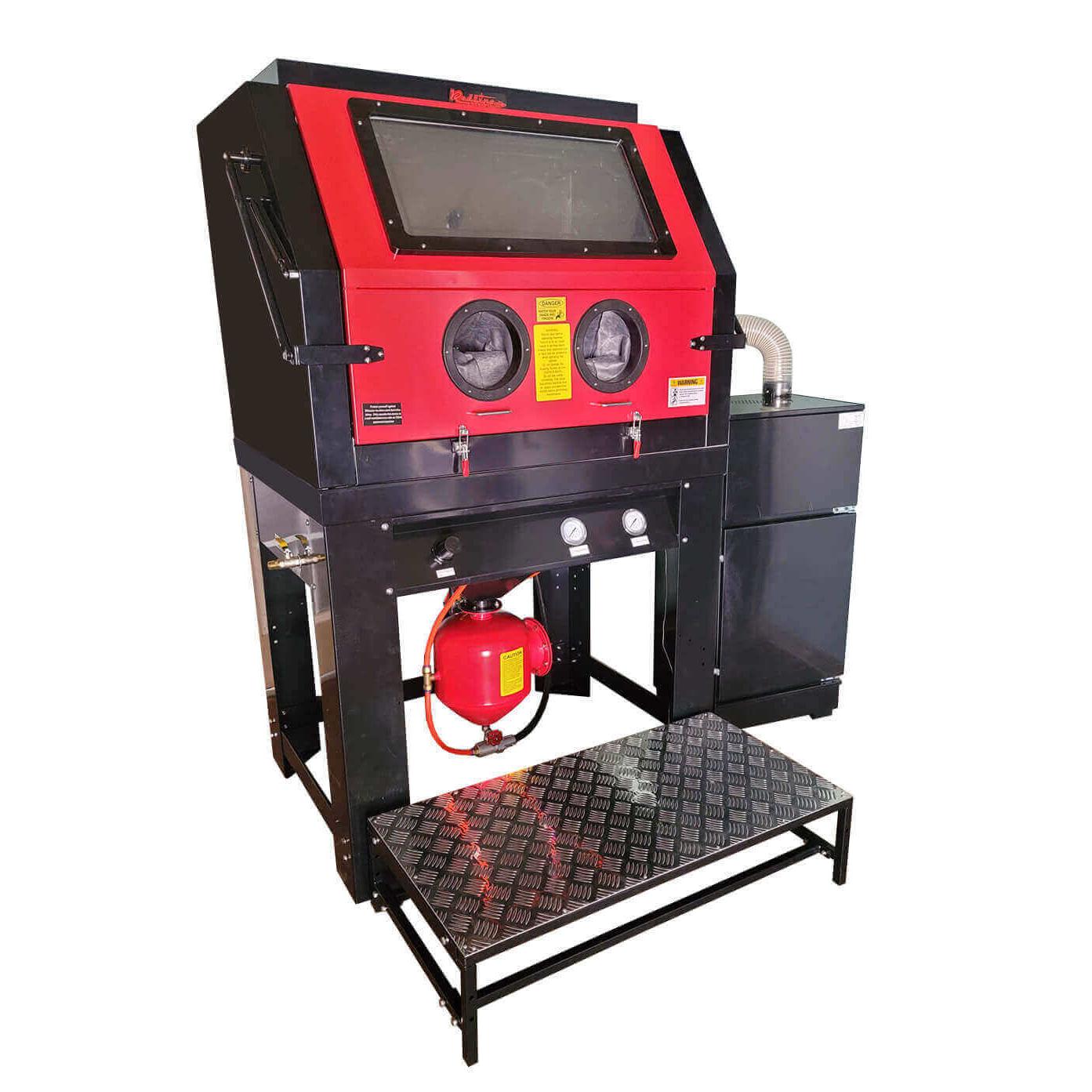Clamshell Pressure Pot Blast Cabinet with Upgraded Vacuum 