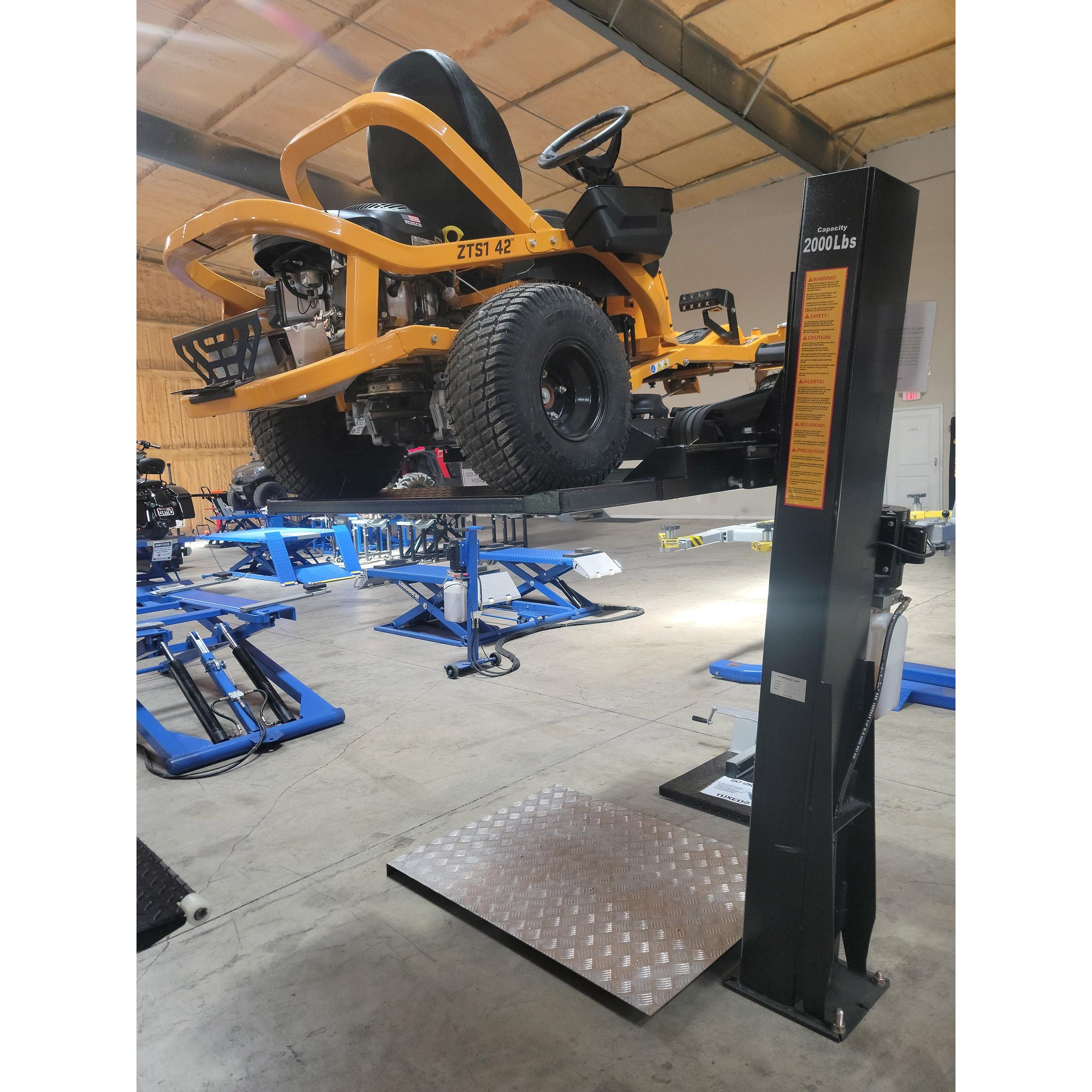Kernel 2000Lb ATV Single Post Storage Lift Redline Stands