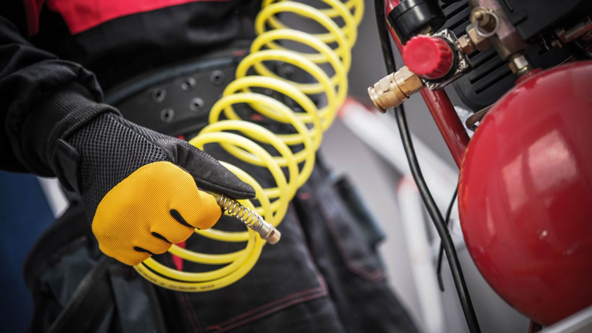 Connecting the Hose to the Compressor