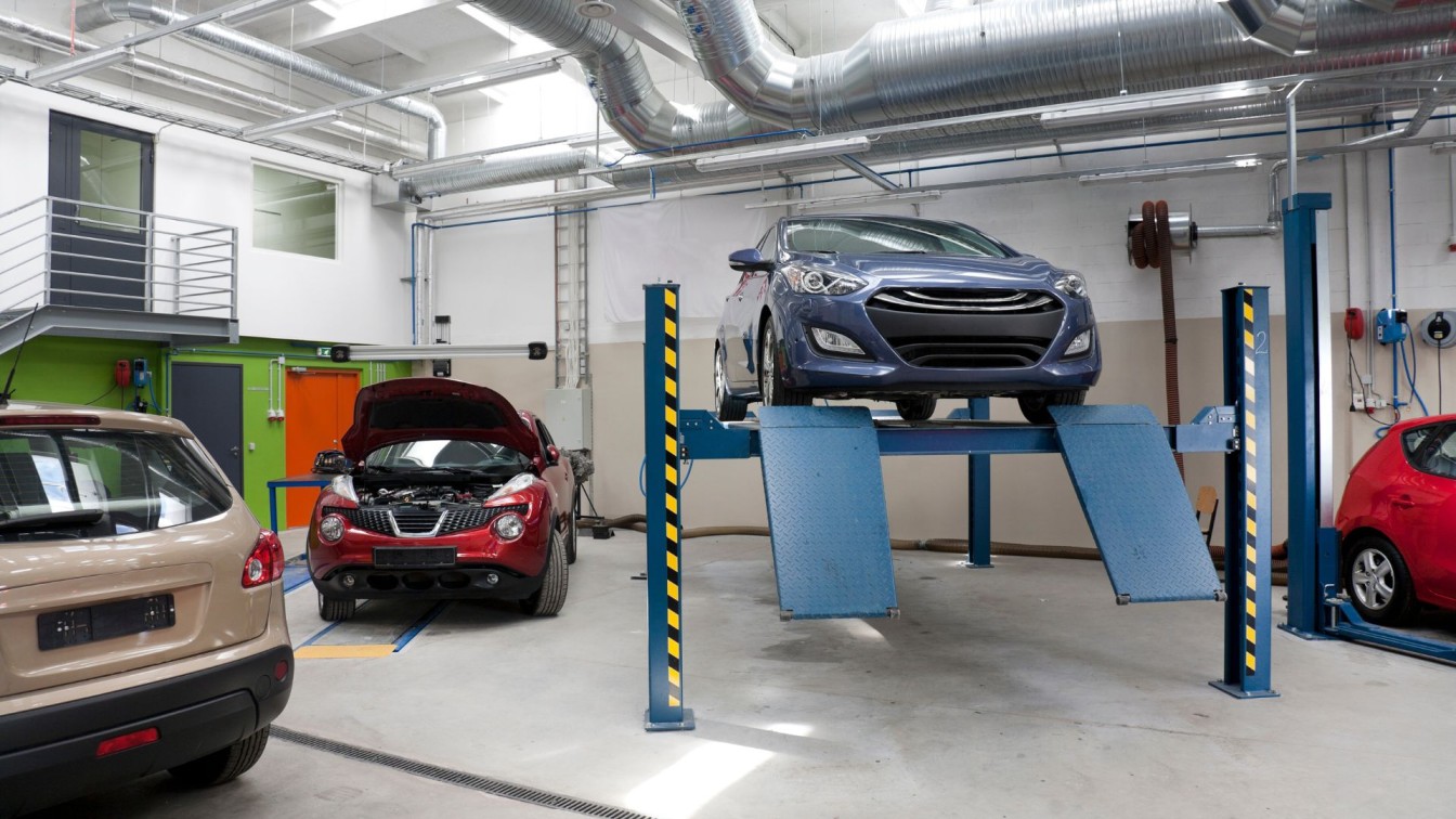 Four Post Car Lifts