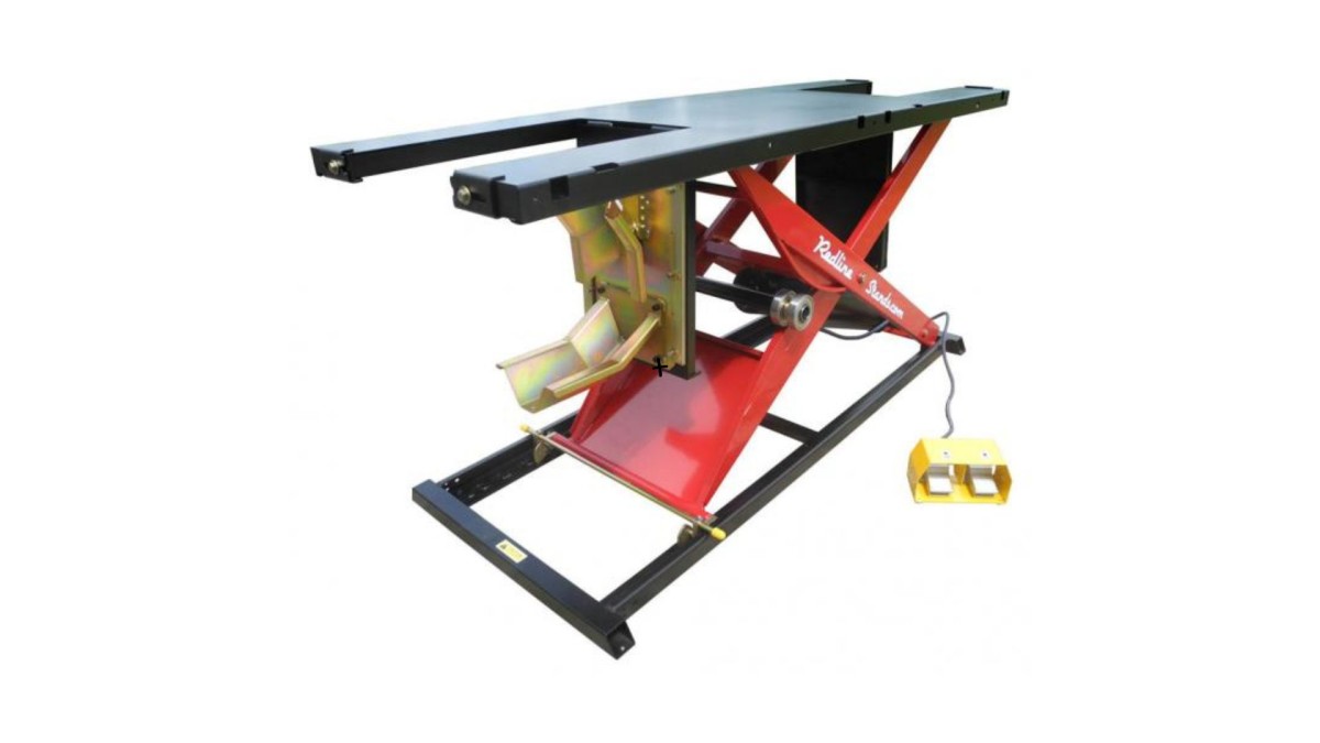Pneumatic Lifts